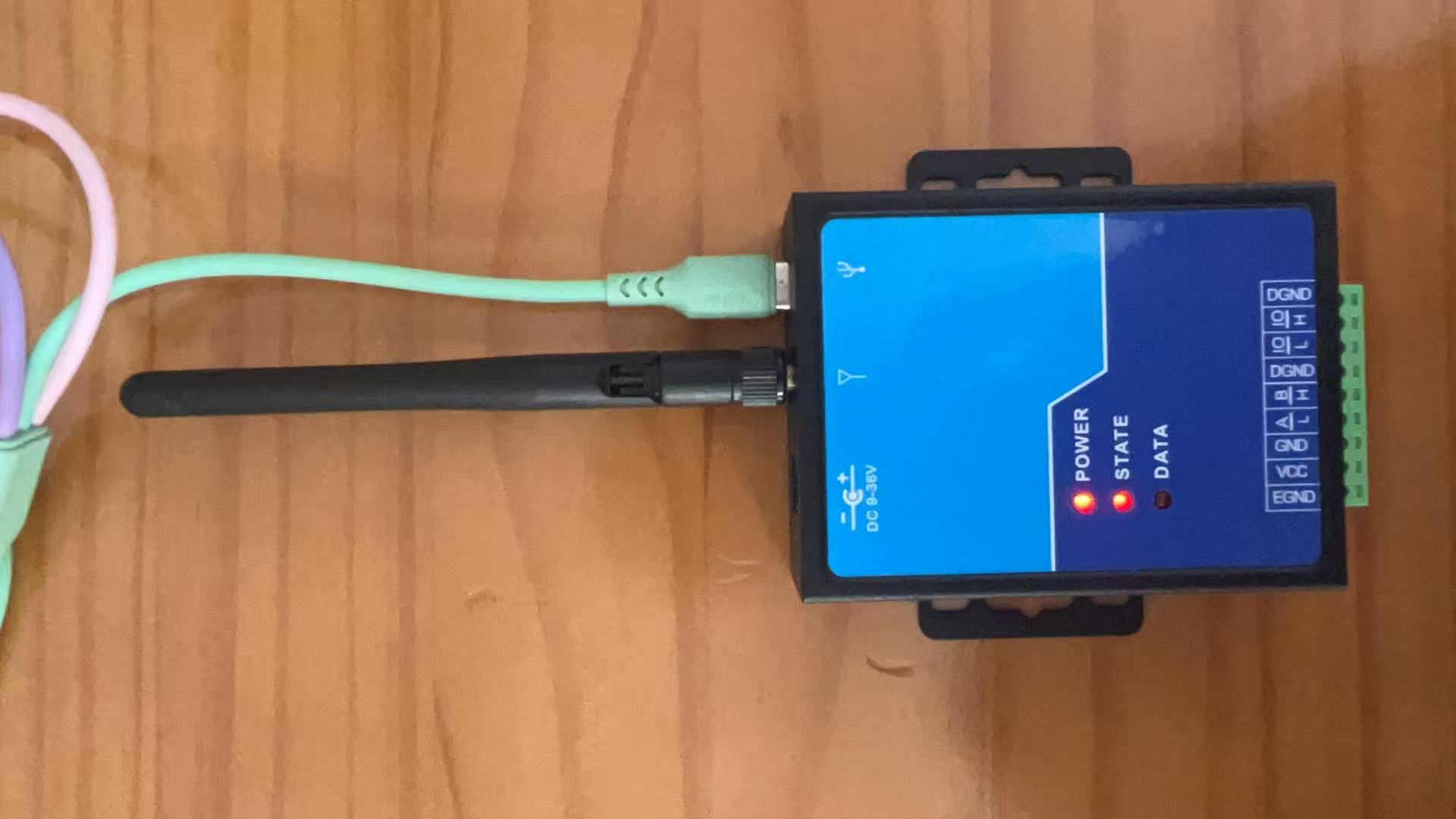 4.4 Hub connects to Wi-Fi
